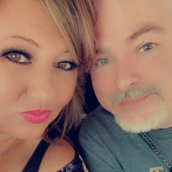 Meet your Posher, Jennifer & Sam - Picture 3 of 6